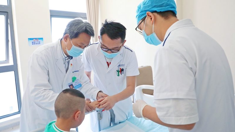 肝肾穴位按摩，见效需知多少？**